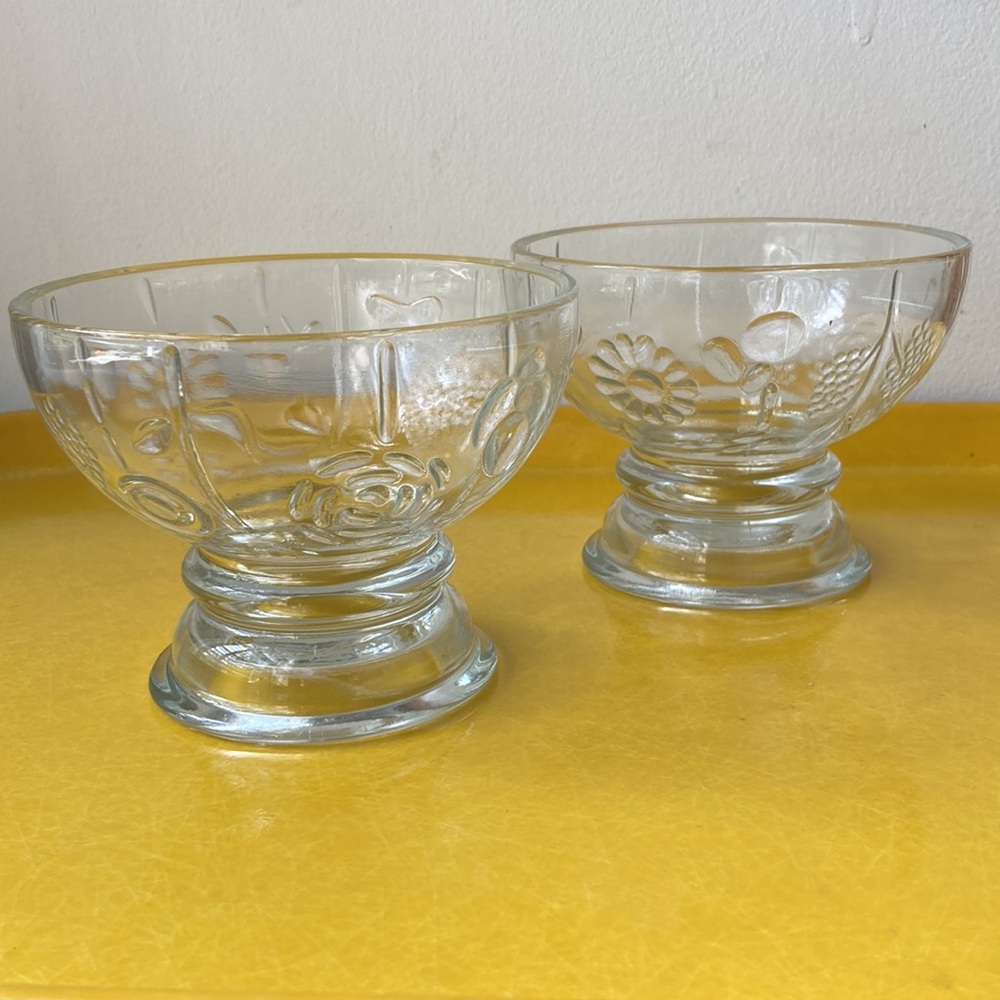 Iittala Oiva Toukka vintage footed glass bowls set of two